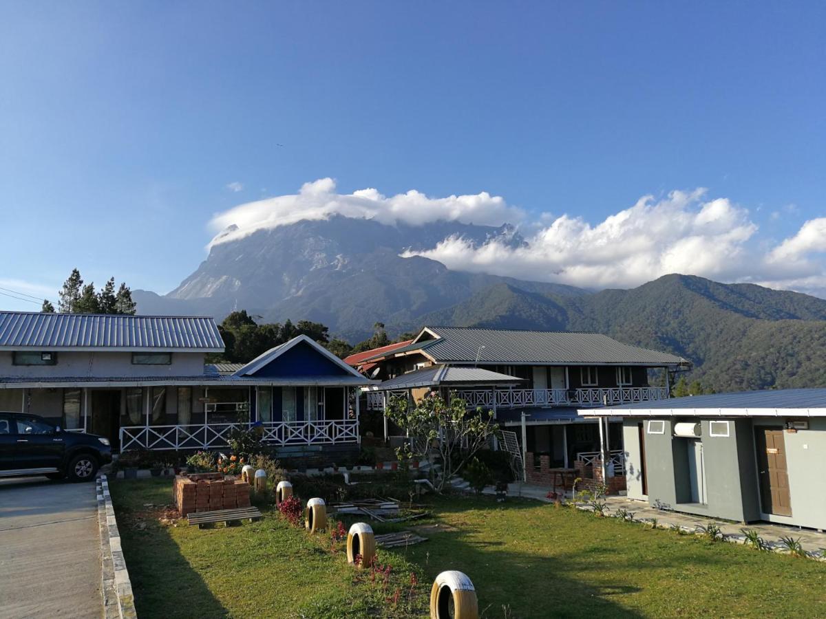 凯撒广场酒店 Kampong Kundassan 外观 照片