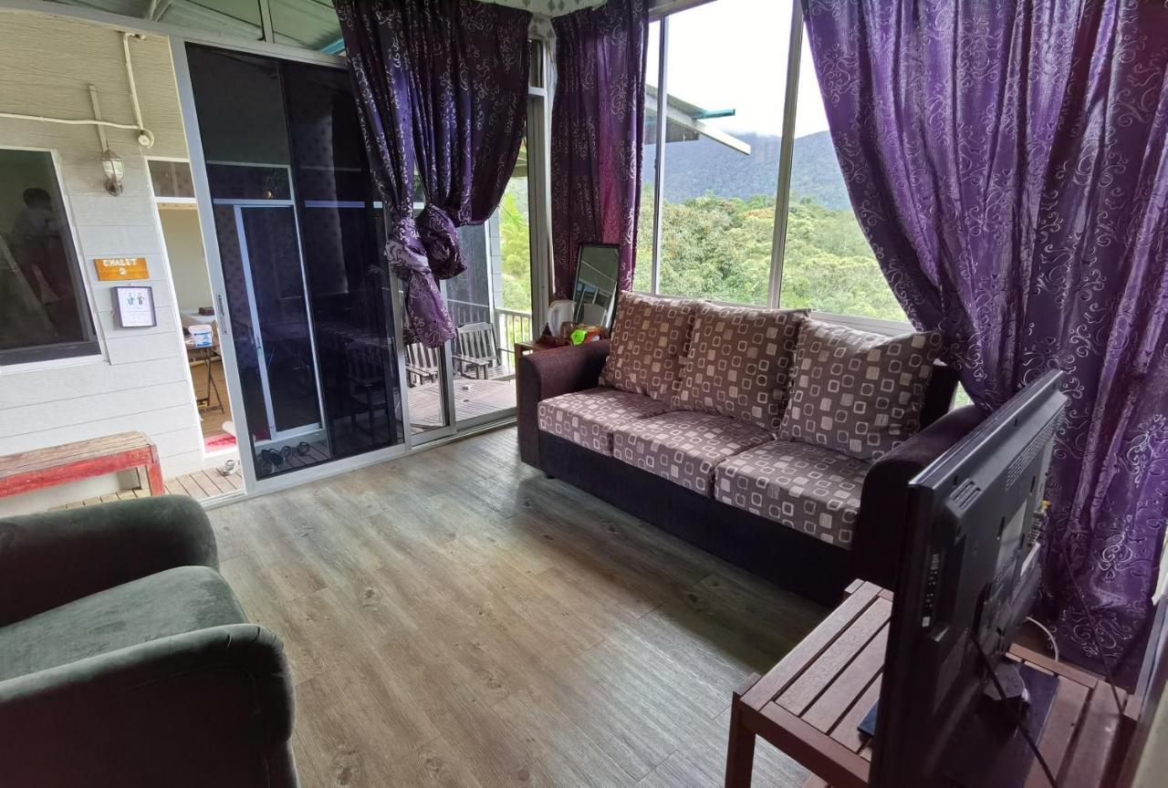 凯撒广场酒店 Kampong Kundassan 外观 照片
